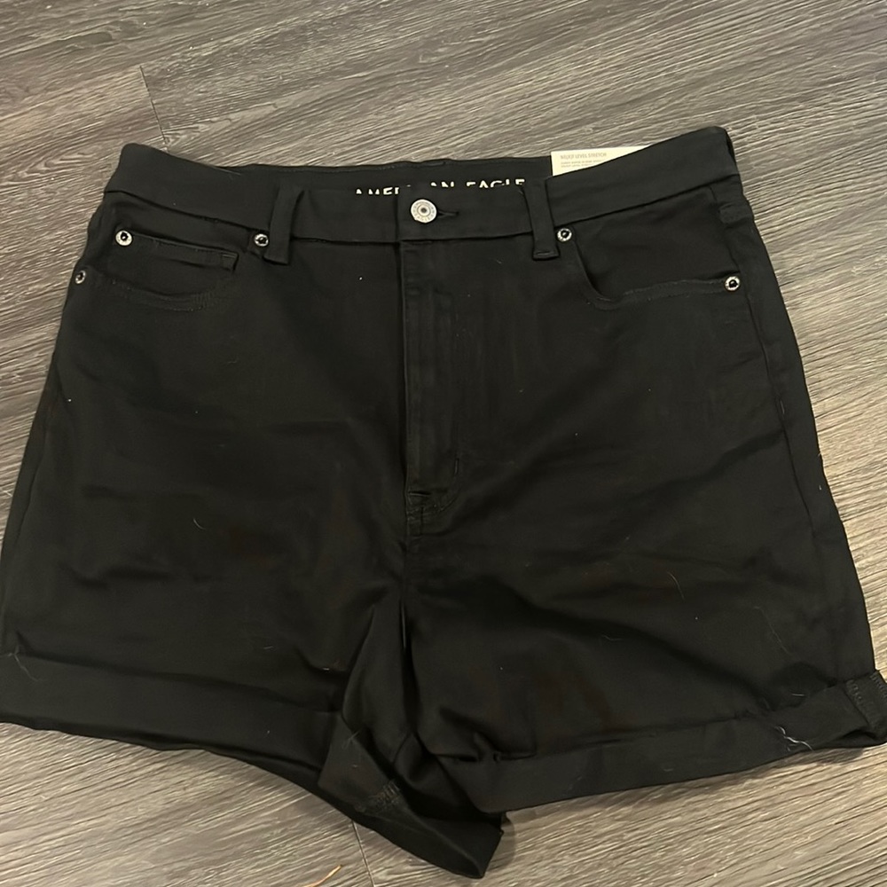 NWT American Eagle Super High Rise Curvy Shorts Size 14
